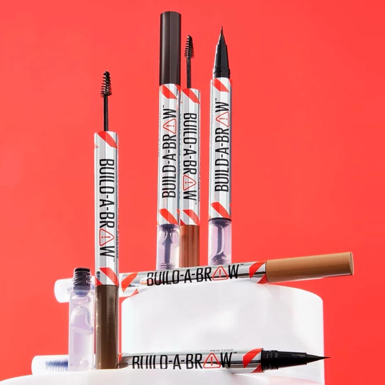 Imagen de Maybelline Delineador de Cejas Build A Brow 2 en 1 - Blonde